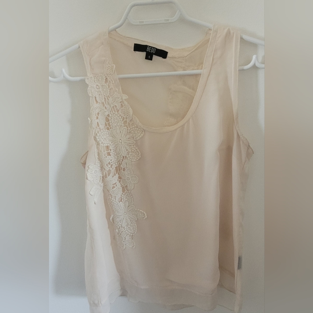 H&M Cream Lace Accent Blouse